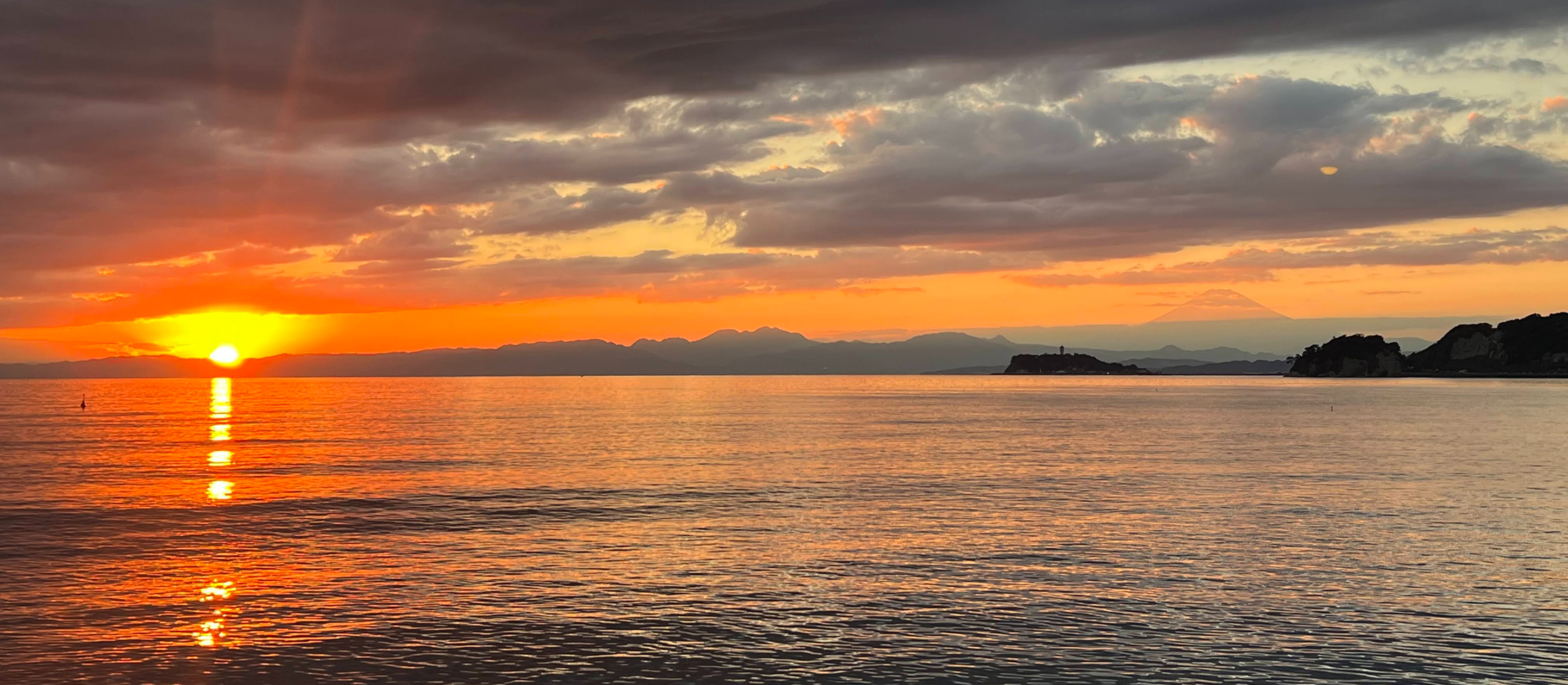 材木座の夕景