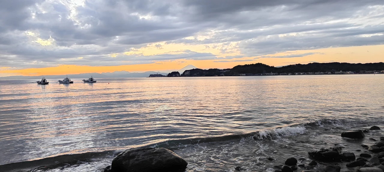 Kamakura coastline and Mount Fuji